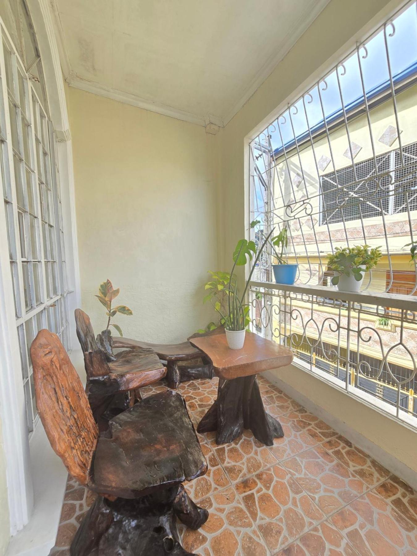 35 Amistad Guesthouse Baguio City Exteriör bild